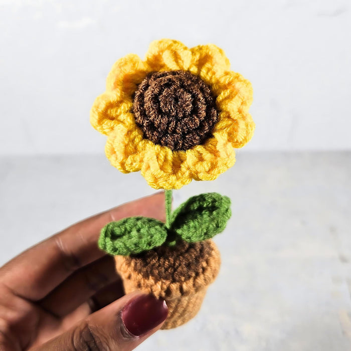 Mini Crochet Potted Everlasting Sunflower