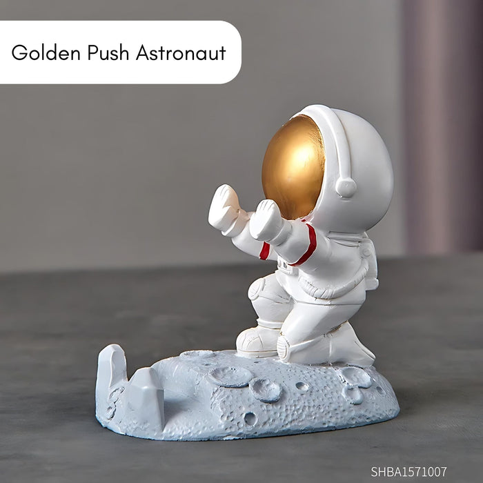 Out-of-This-World Astronaut Mobile Phone Holder