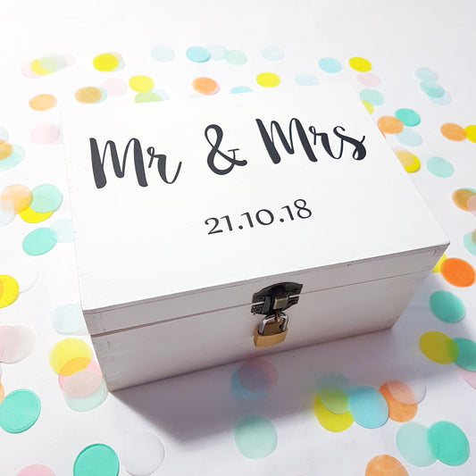 Personalised Mr & Mrs Wedding Box